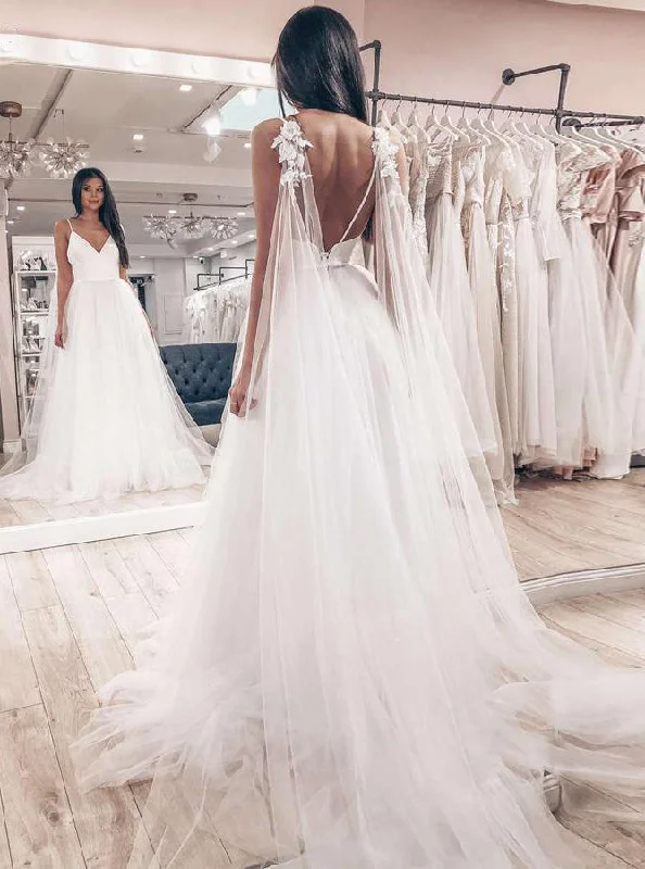 Luxury Fashion for Women Spaghetti Straps V-neck Boho Wedding Dress Backless Wedding Dress