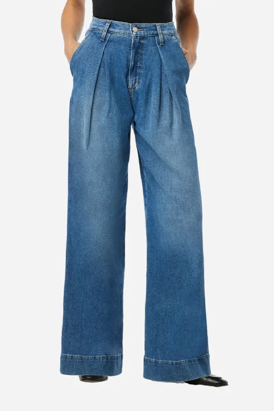 Wardrobe Update Joe's The Pleated Denim Trouser in Awake