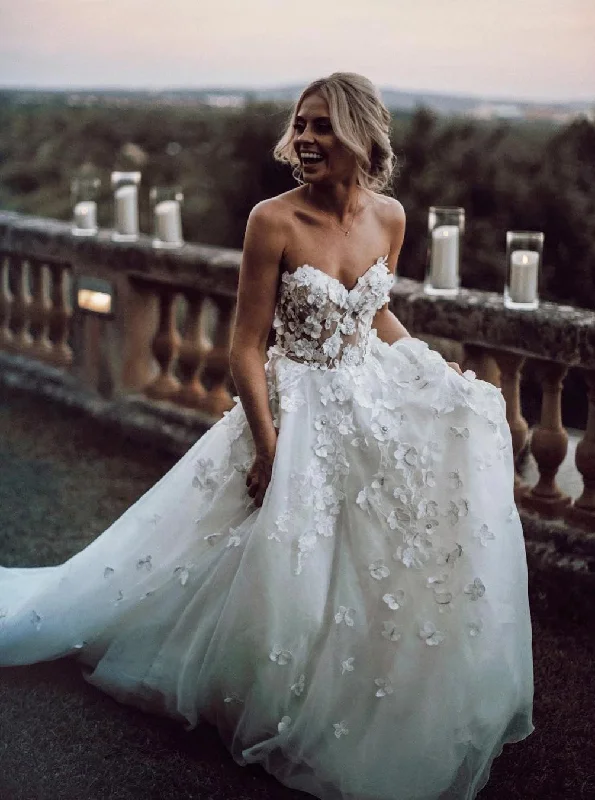 Wardrobe Essentials Chic A-line Sweetheart Boho Wedding Dress With Lace Appliques