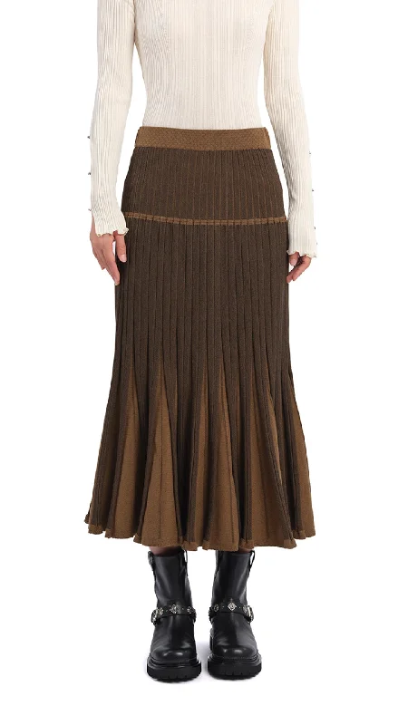 Trend Setting Threads Knitted Flare Skirt