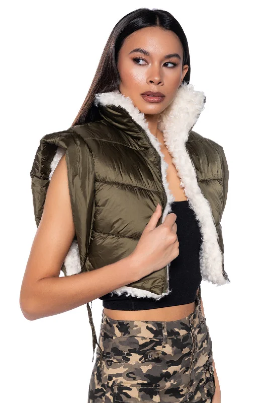 Huge Discounts This Week SIMPLY ASPEN SHERPA LINED CROP VEST