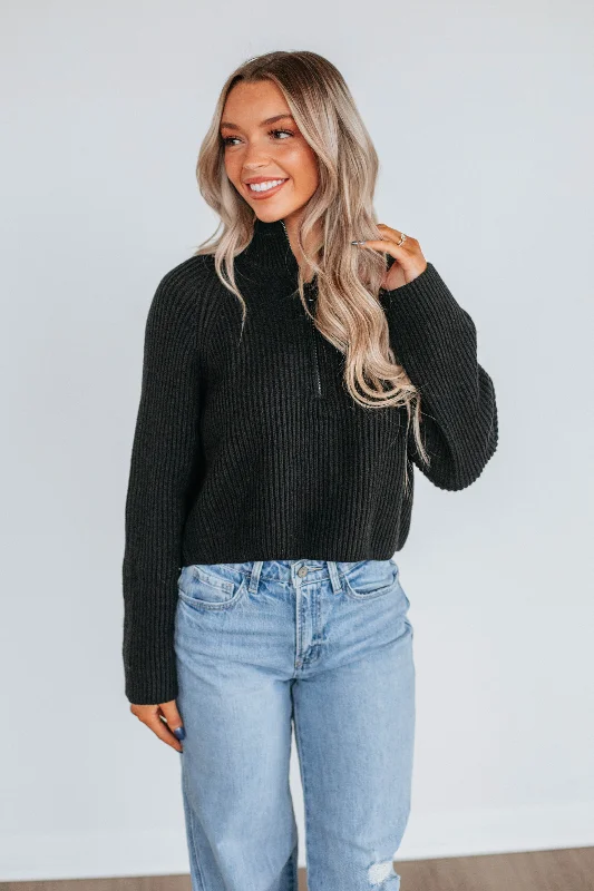 Flowy Fabric Rova Ribbed Pullover - Black