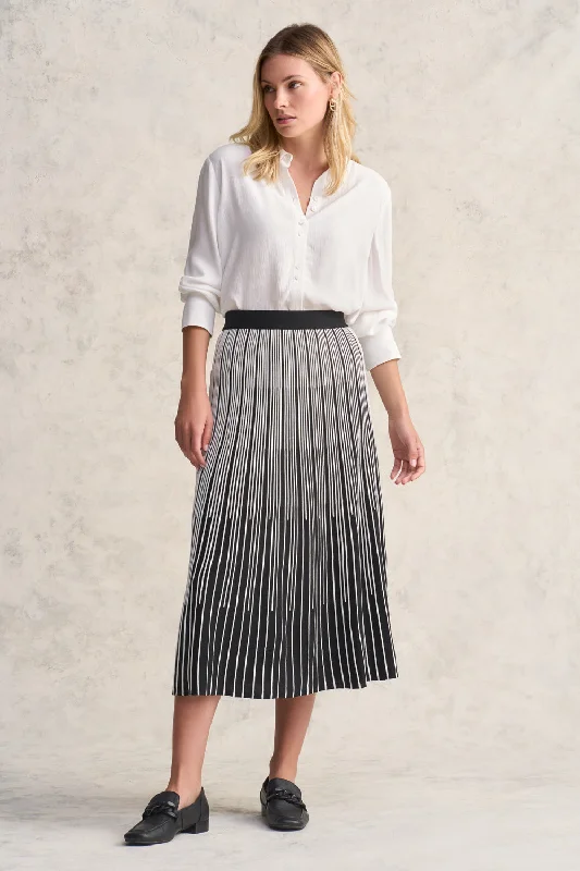 Trendy New Clothes Gradual Stripe Skirt