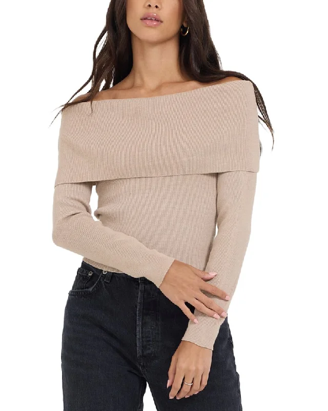 Elegant Contour Vintage Havana Off-The-Shoulder Sweater